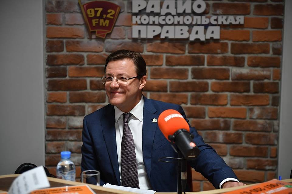 Губернатор Самарской области Дмитрий Азаров в эфире радио КП.