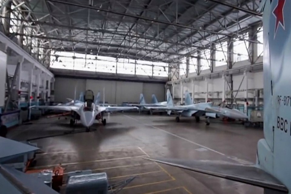 В Комсомольске-на-Амуре сделали последнюю партию истребителей Су-35С