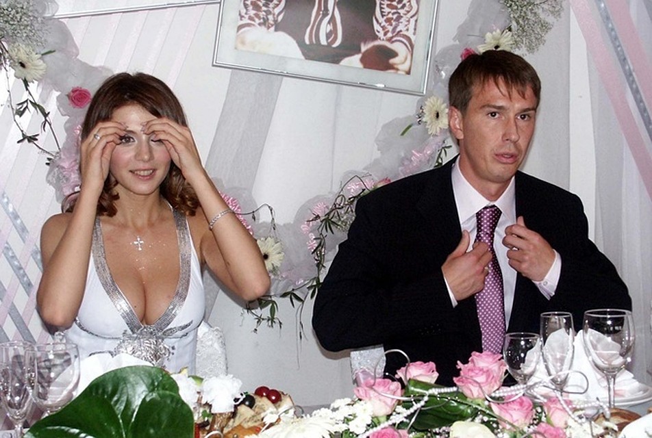 Анна Седокова и Валентин Белькевич поженились в 2004 году.