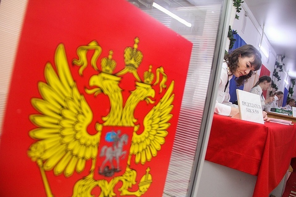 Жители Приморья выбирают губернатора региона.