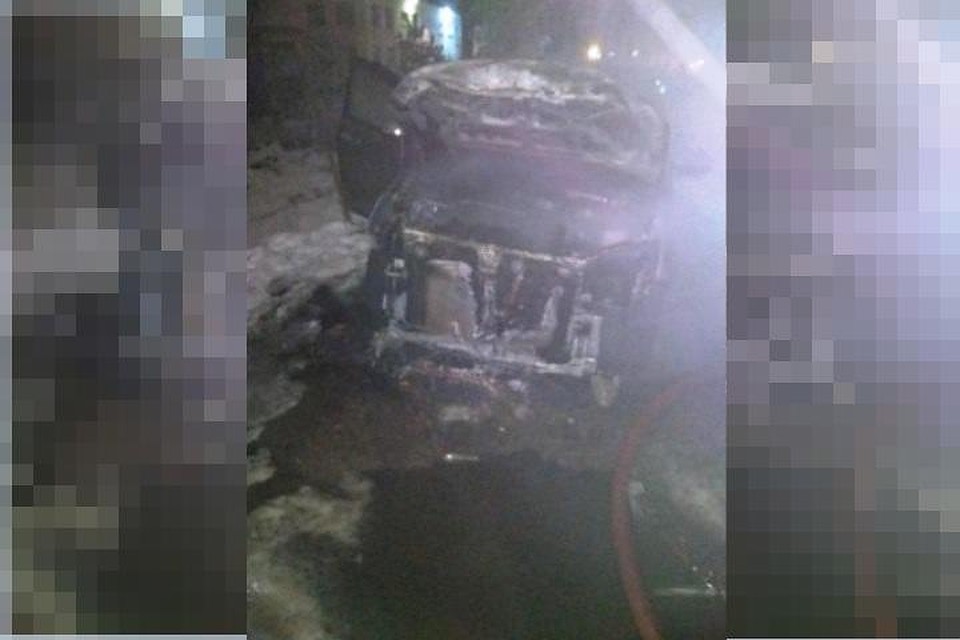 Машина сильно пострадала