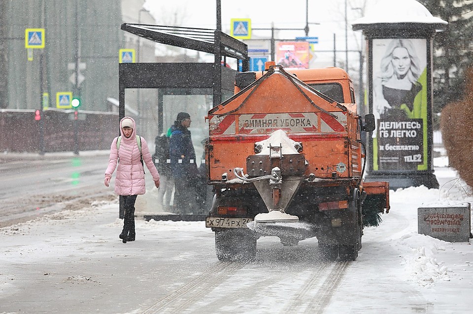 Больше тысячи жалоб приняла служба 005 в первые дни нового года.