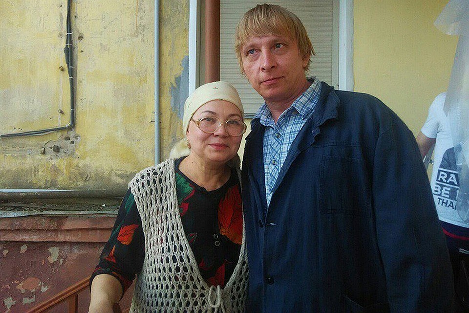 Актриса ТЮЗа Елена Васильева и Иван Охлобыстин на съемках фильма в Кирове. Фото: Елена Васильева