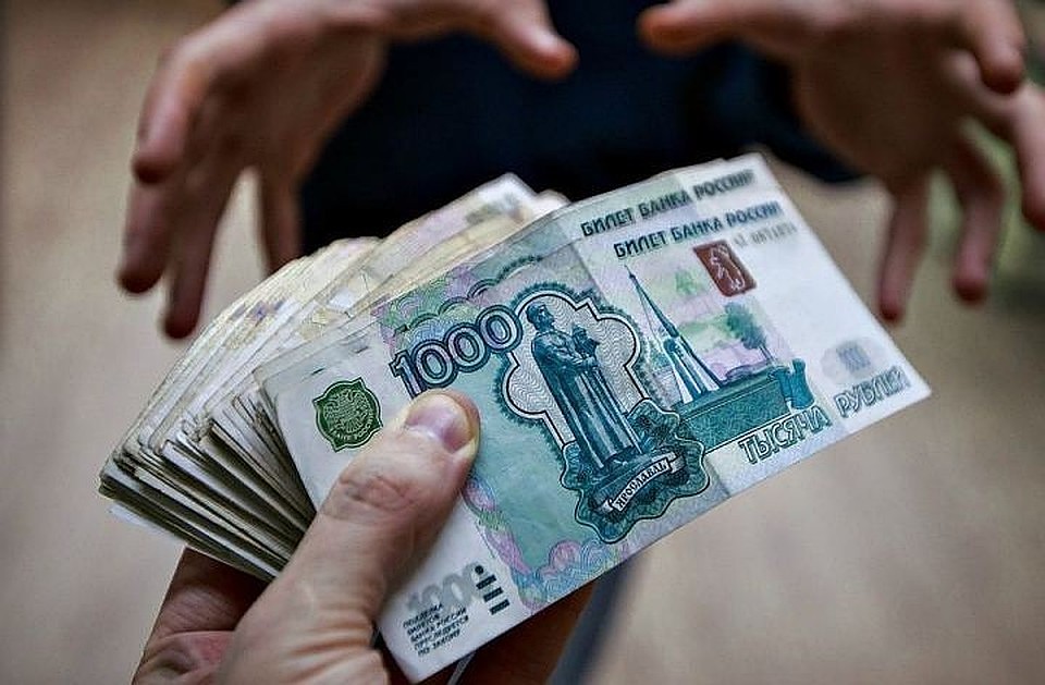 На помощника районного военкома завели дело за взятку