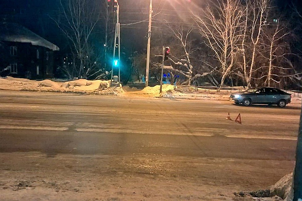Инцидент произошел около 21.30 10 января на Иркутском тракте.