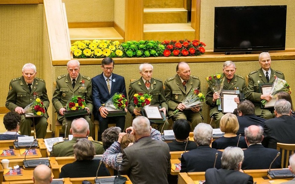 Награждение "лесных братьев" литовским сеймом
