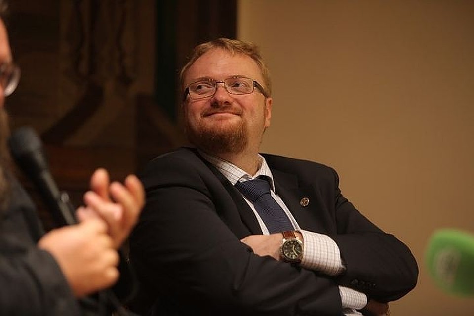Виталий Милонов оценил посвященную ему песню.