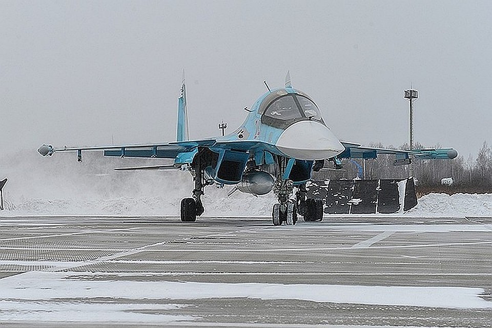 Два летчика столкнувшихся в Татарском проливе Су-34 погибли, запутавшись в парашютной системе