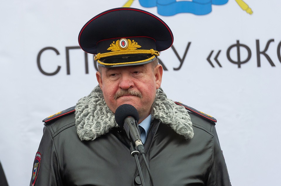 Генерал-лейтенант Умнов выступил в ЗакСе с, возможно, последним отчетом - перед повышением в Москву