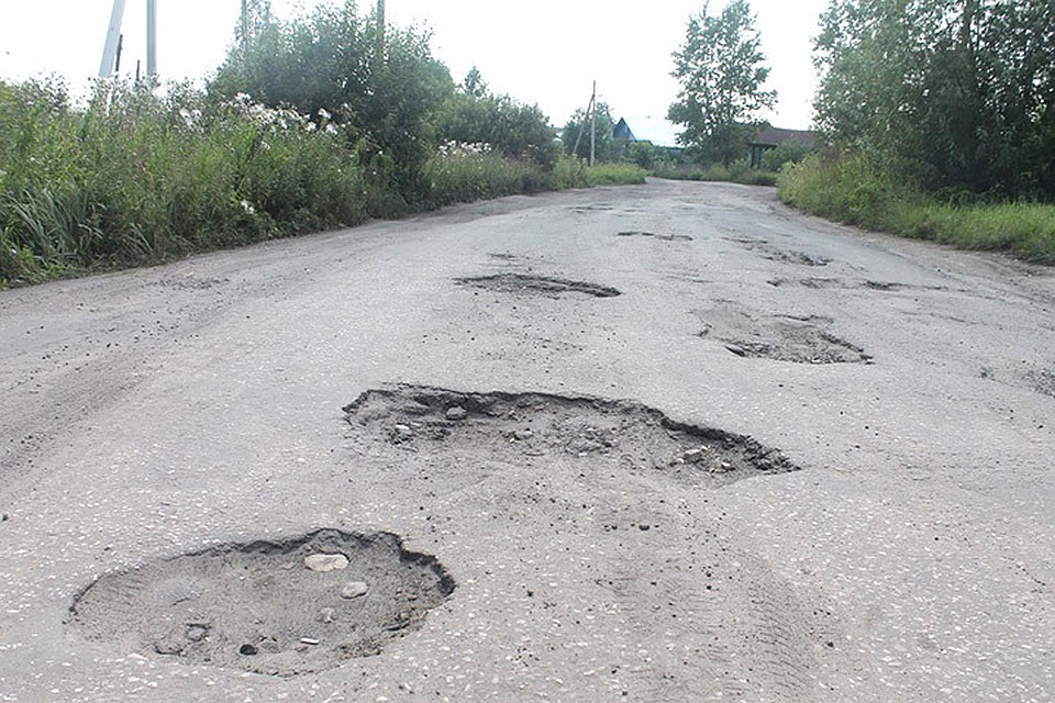 В следующие годы количество ям на региональных и местных дорогах Латвии может увеличиться.