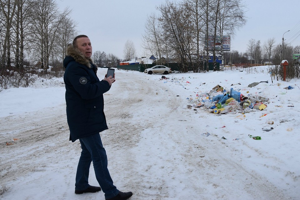 Михаил Ковязин решил провести эксперимент - сколько мусора производит его семья. Фото: vk.com/m_kovyazin