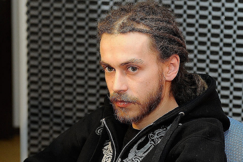 Отец Децла вновь попросил извинения у умершего сына