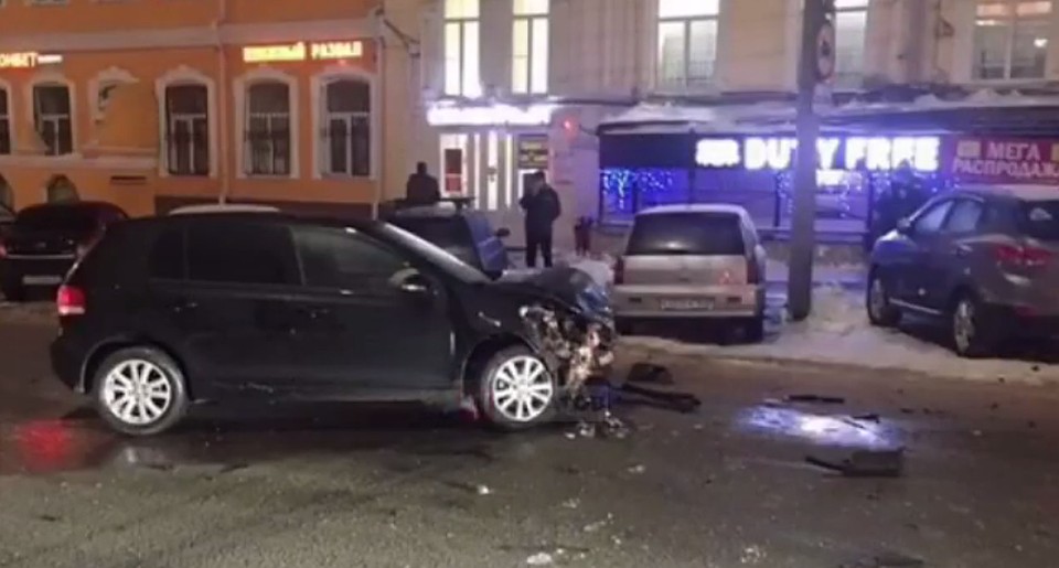 Авария на Московской/Некрасова. Фото из соцсетей