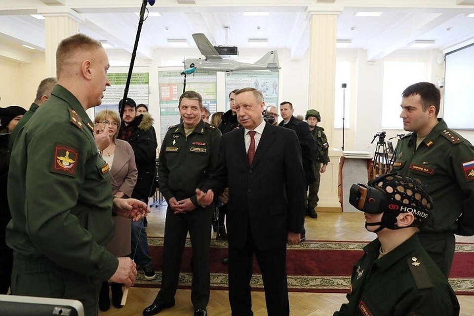 Врио губернатора Петербурга поздравил горожан с 23 февраля.
