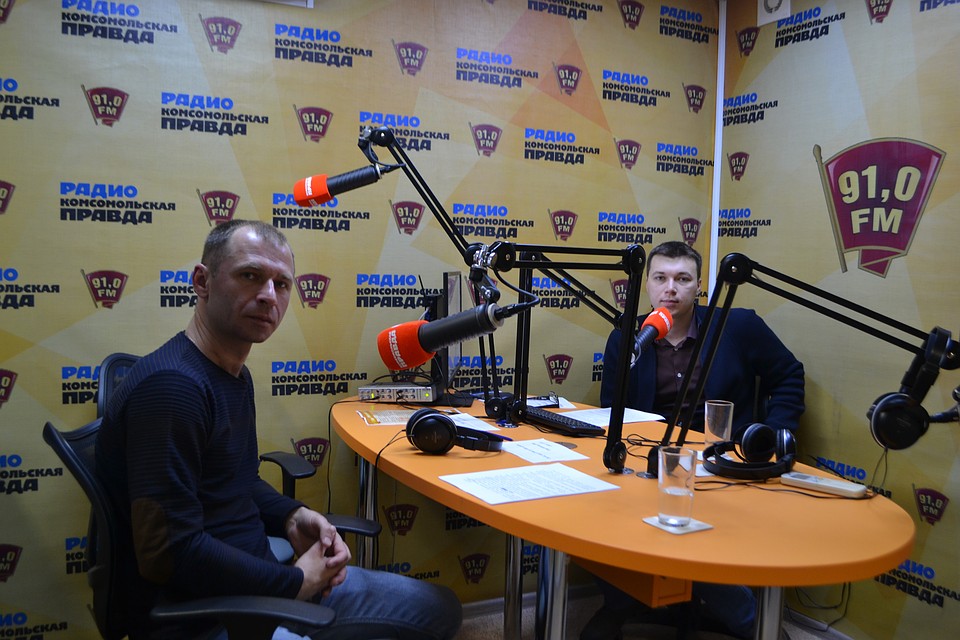 Алексей Лоскутов слева, Егор Казаков справа