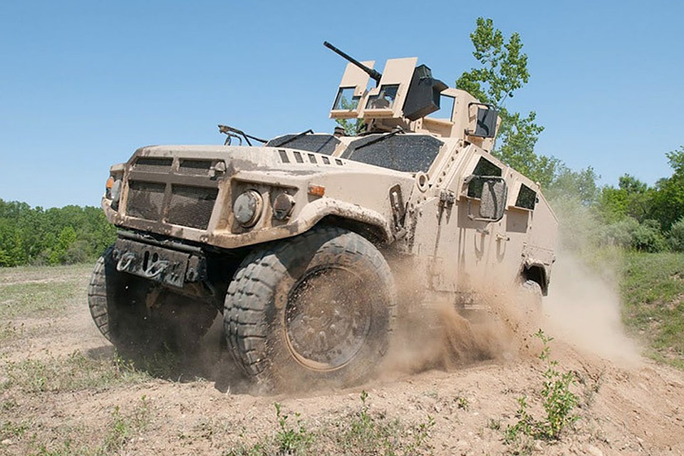 Литовские военные намерены закупить 200 бронированных внедорожников JLTV. Фото: с сайта military.com