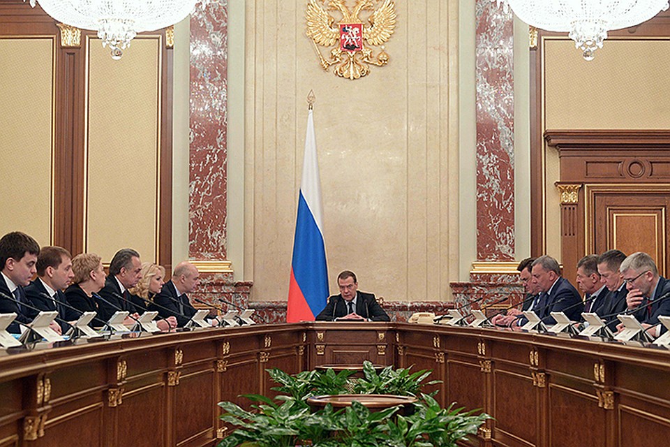 Дмитрий Медведев провел заседание правительства. Фото: Александр Астафьев/ТАСС