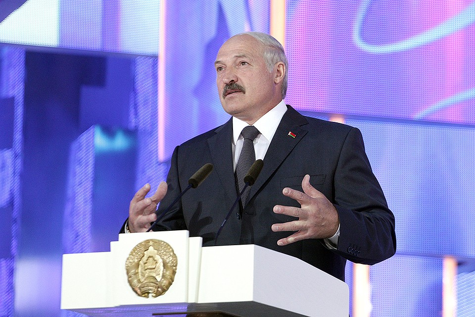 Президент рассказал, что во власти у него нет друзей