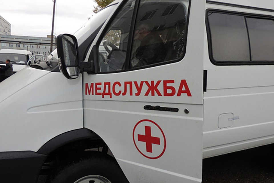 В Гродно девушка выпала из окна общежития.