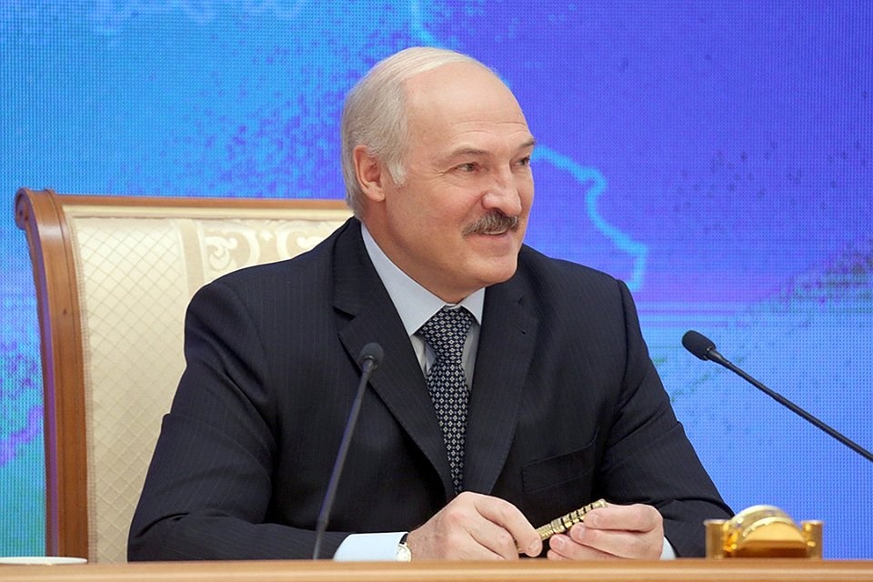 Президент адресовал поздравление женщинам к 8 марта. Фото: БелТА