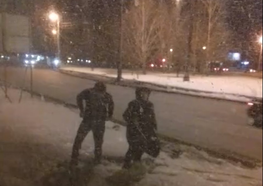 Стоп-кадр видео, снятого на телефон.