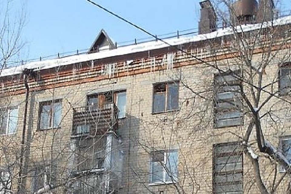 Жителей Тюмени призывают сообщать об опасных сосульках. Фото администрации Тюмени