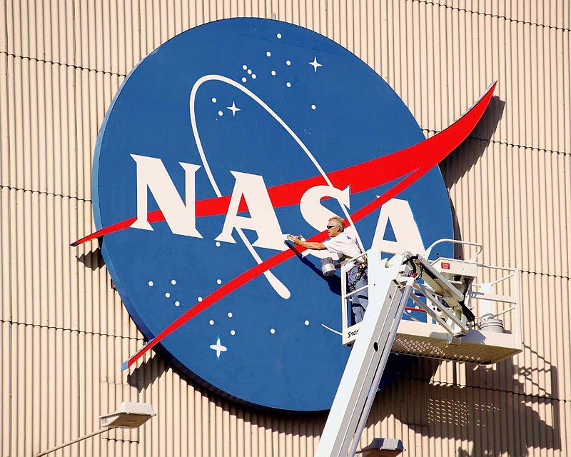 NASA подстраховывается, покупая места в космических кораблях "Союз"