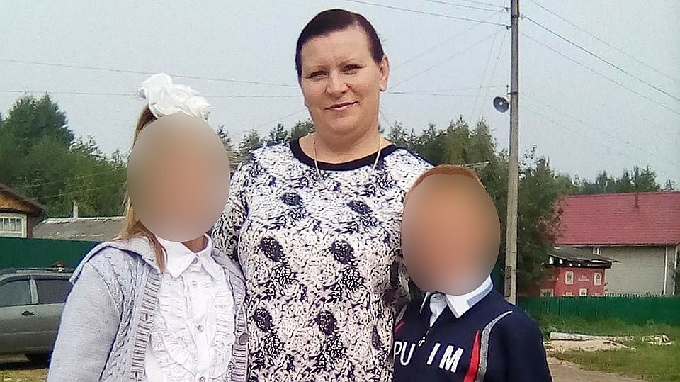 Елена Лыкова с детьми