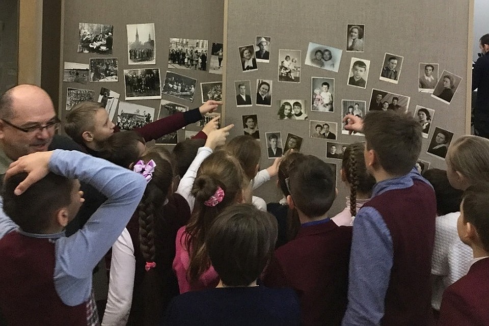 Первым мероприятием станут экскурсии по выставке «Фототехника XX в.»