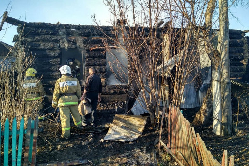 В страшном пожаре под Красноярском погибли четверо. Фото: пресс-служба ГУ МЧС России по Красноярскому краю.