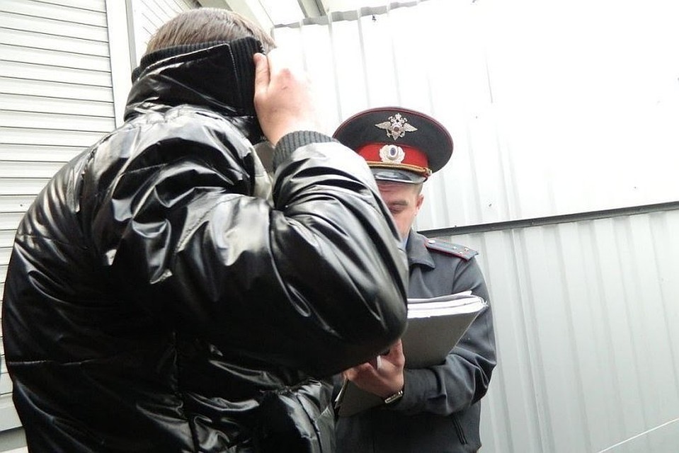 Мужчину передали сотрудникам полиции
