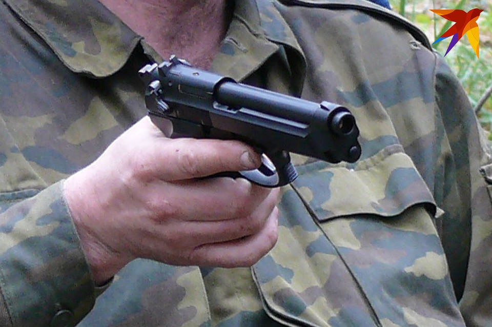 За самодельные пистолеты и их автор, и его друг могут отправиться в колонию.