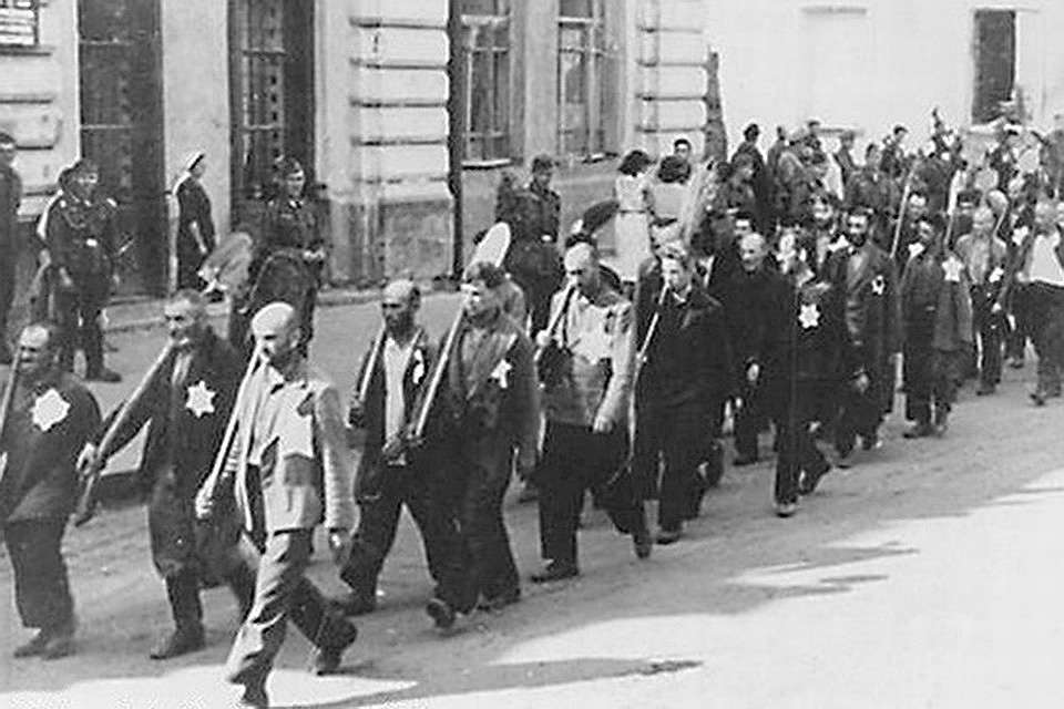 В Беларусь французские лицеисты едут знакомиться с историей холокоста - 21-23 октября 1943-го фашисты ликвидировали Минское гетто и всех его узников.