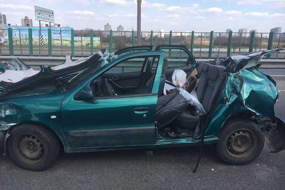 На МКАД столкнулись три авто. Фото: ГАИ