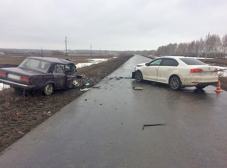 Иномарка выехала на встречку