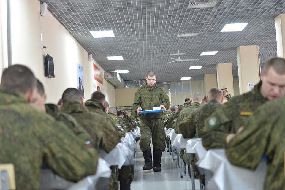 За три года из военной части пропали более 11 тысяч пайков