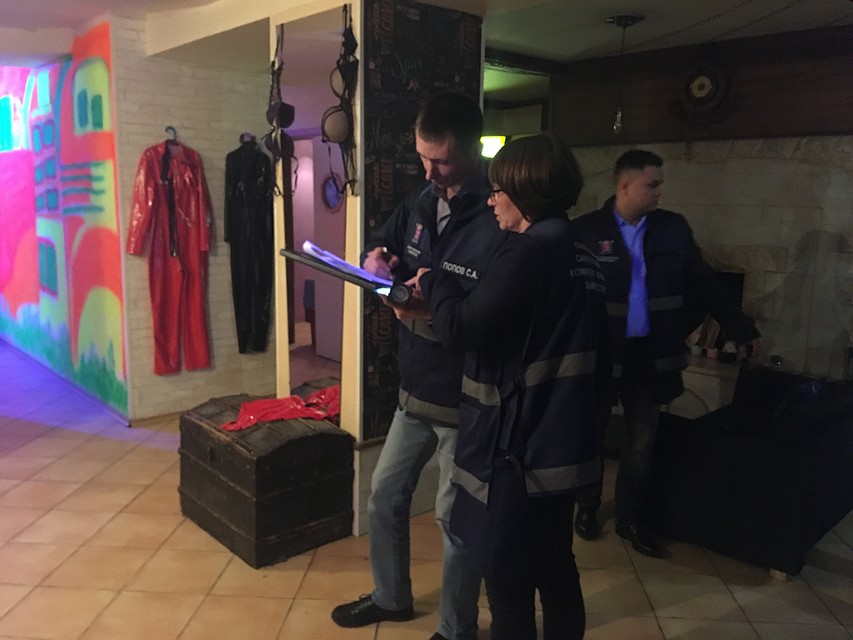 В Петербурге закрыли секс-клуб, который находился в подвале жилого дома под видом оздоровительного центра Фото: Смольный