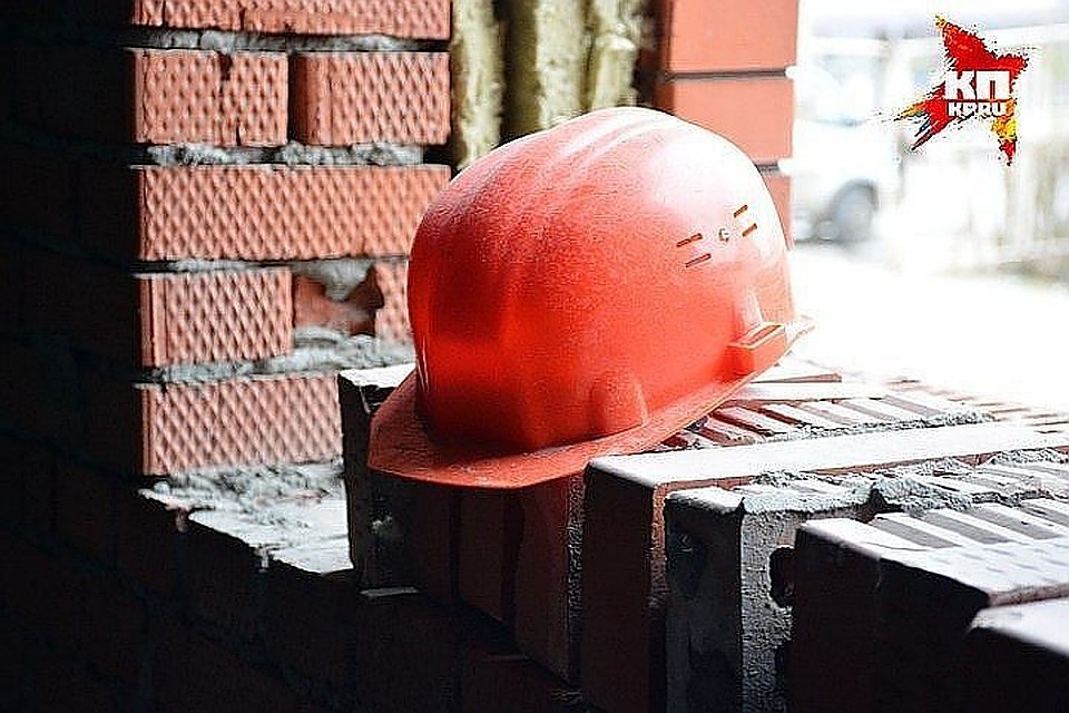 Тело белгородского слесаря нашли под обвалившейся бетонной плитой.
