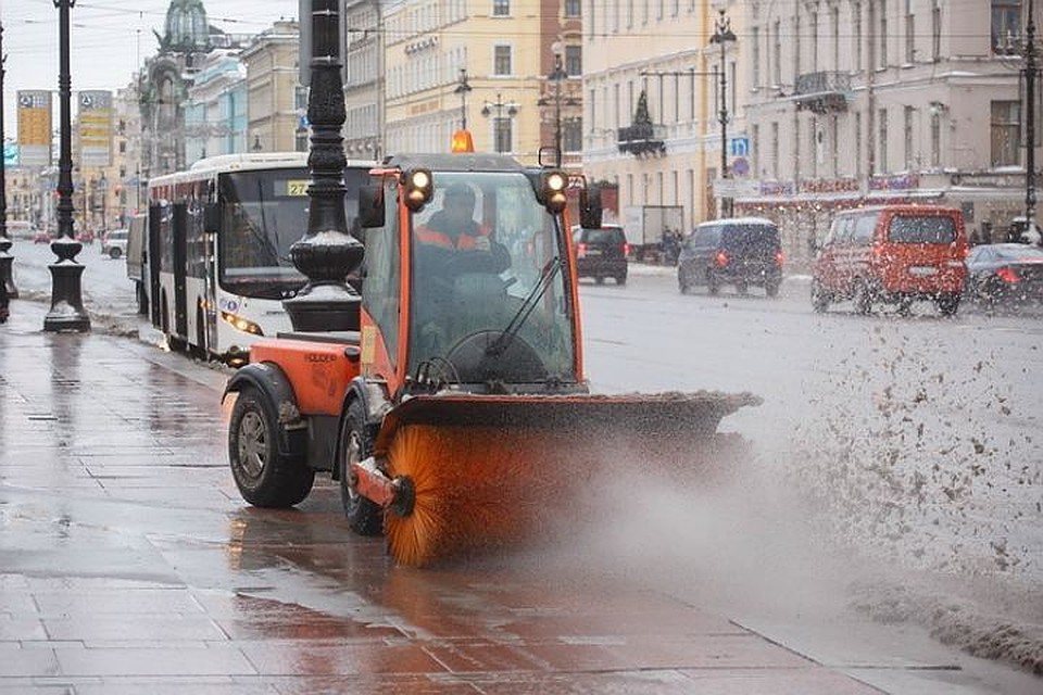 Петербург и Москва обменяются опытом уборки города.
