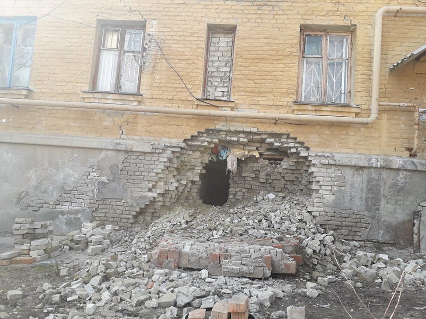 Комментаторам в соцсетях картина напомнила Косую аллею из "Гарри Поттера"