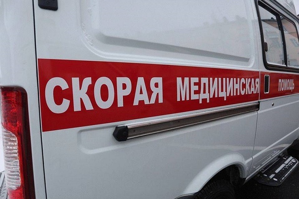 Пенсионерку забрала с места наезда "скорая помощь"