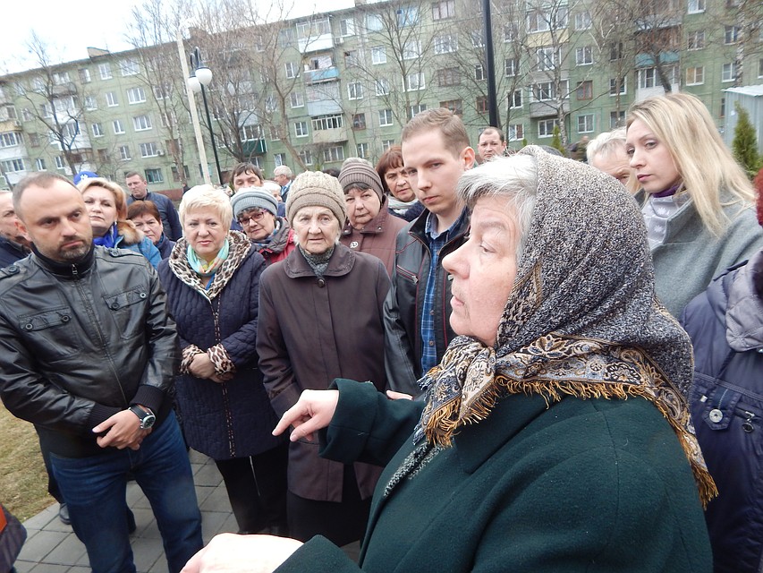 Жители считают, что памятник учителю не впишется в концепцию сквера