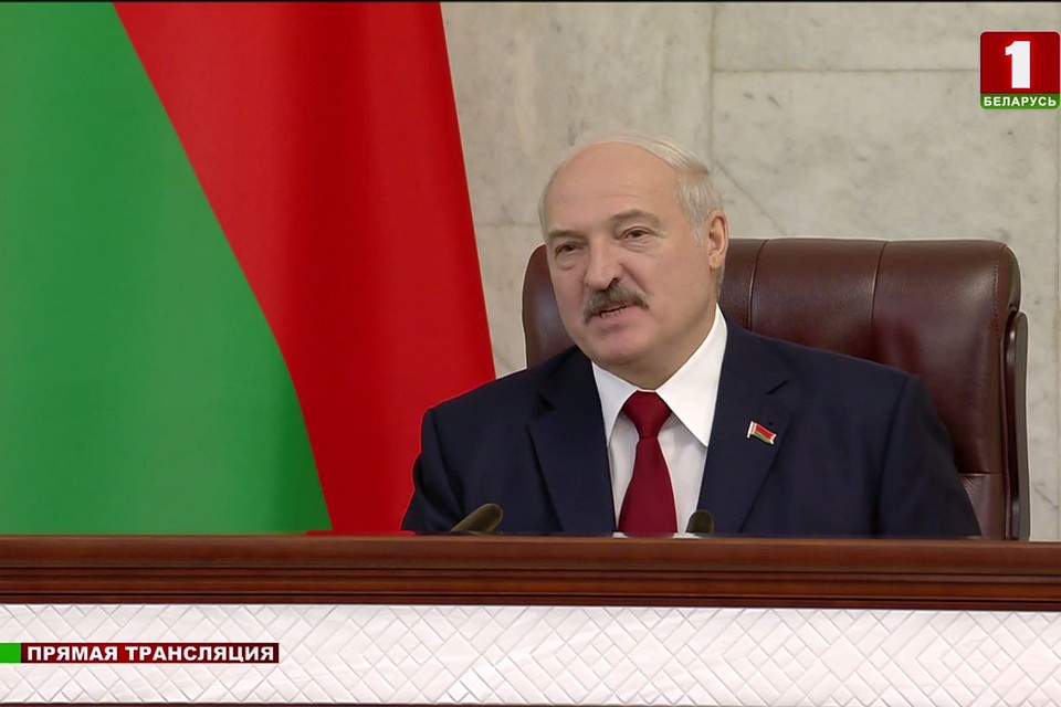 Александр Лукашенко обратился с Посланием к белорусскому народу. Фото: кадр видео / Беларусь 1