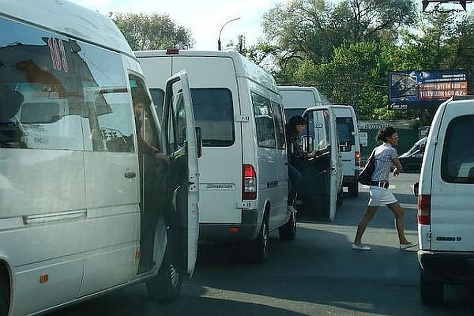 Маршрутки будут курсировать и после полуночи, в зависимости от потока пассажиров.