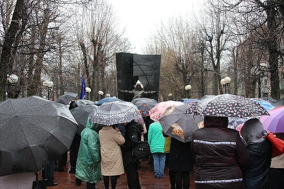 Тверичане почтят память чернобыльцев на митинге