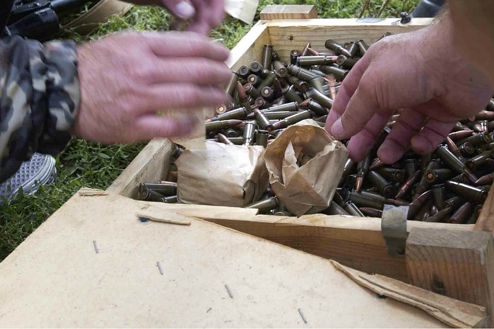 В бочке нашли боеприпасы различного калибра