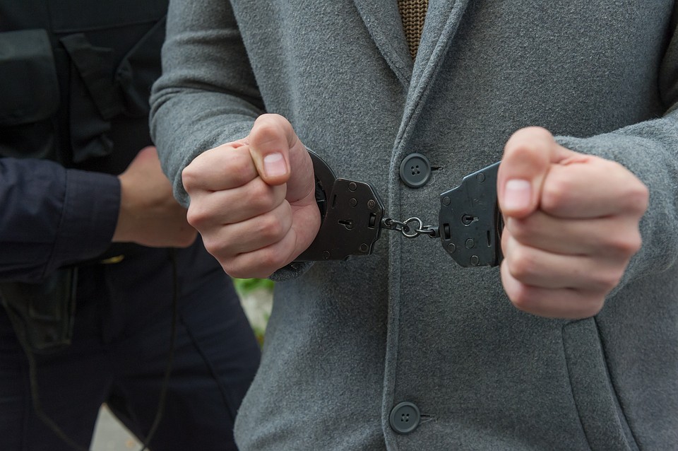 В Ленобласти 13-летняя девочка забеременела от насильника