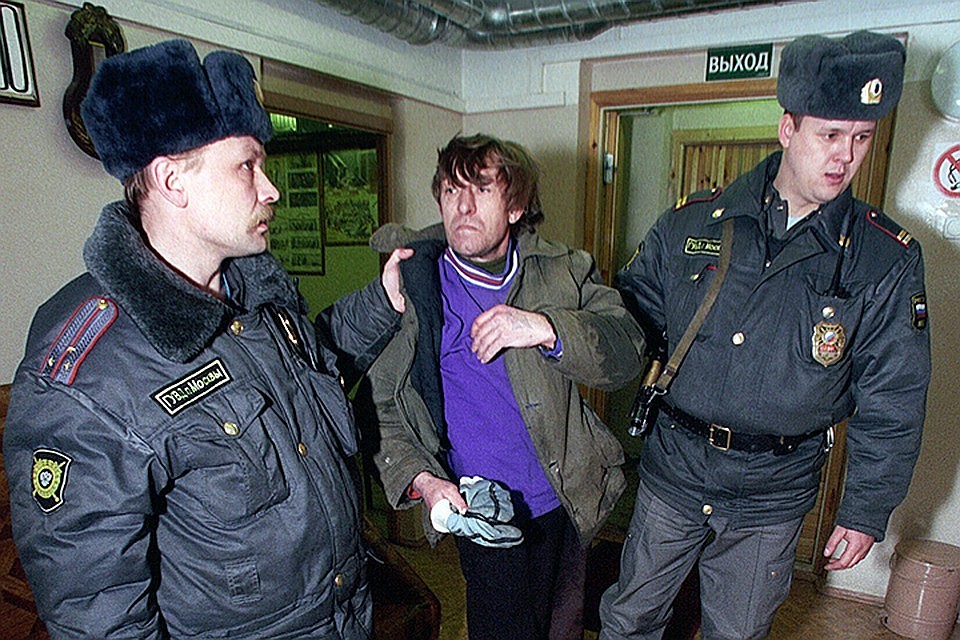 В Госдуму внесли закон о наделении полиции права доставлять нетрезвых в вытрезвители