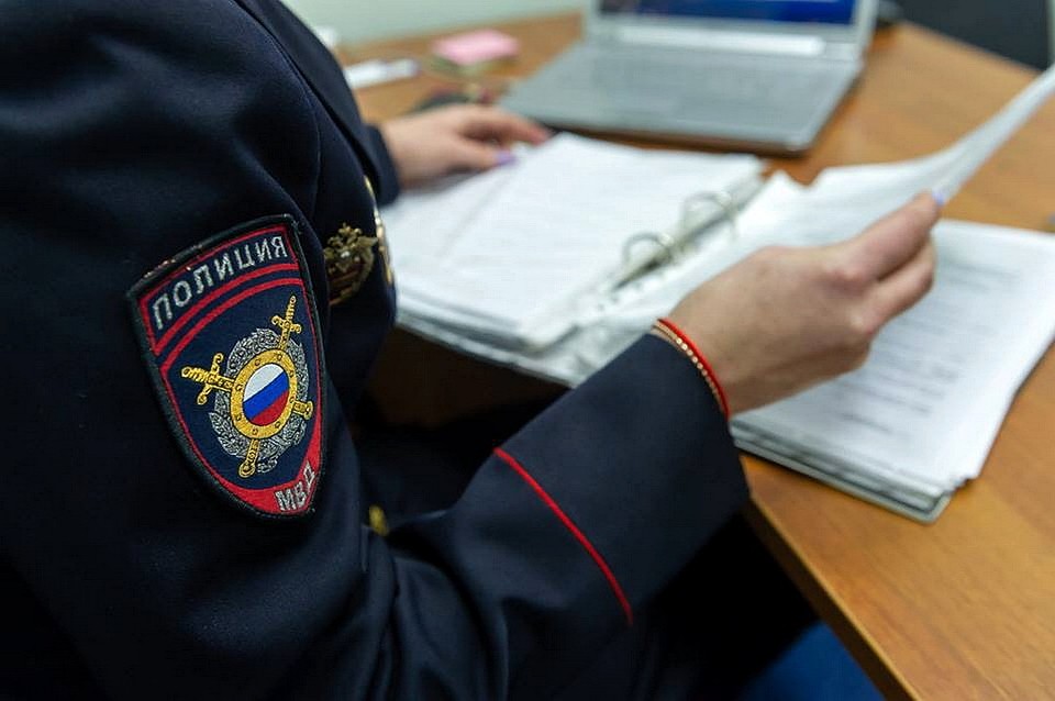 Полицейские провели обыск у подозреваемого в рамках операции "Арсенал".