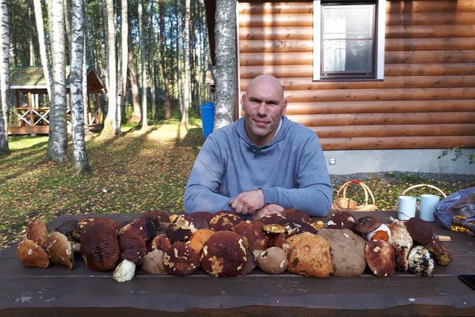Семья Валуева очень любит отдых на природе.